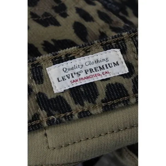 Levis Women Cropped Pants Brown Leopard Print 25in Inseam Size 24 - Picture 7 of 7